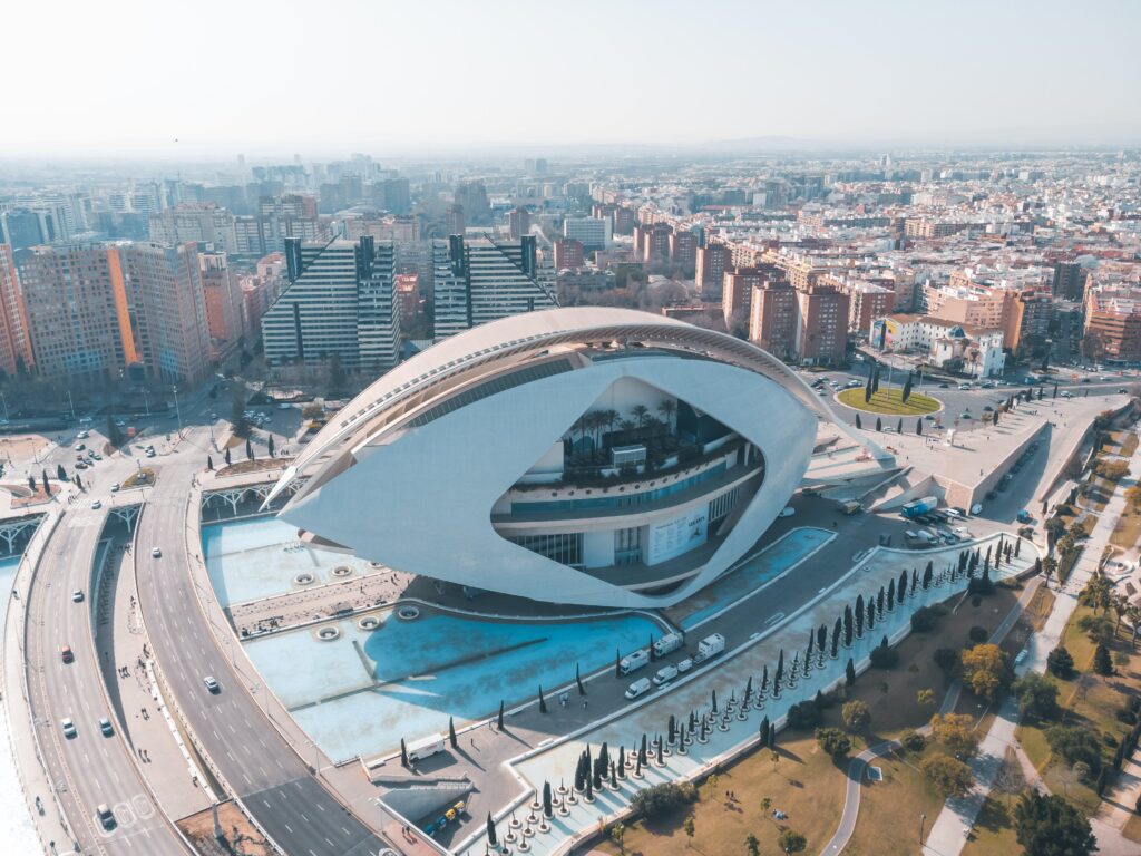 Het prachtige gebouw van Ciutat de les Arts i les Ciències in Valencia